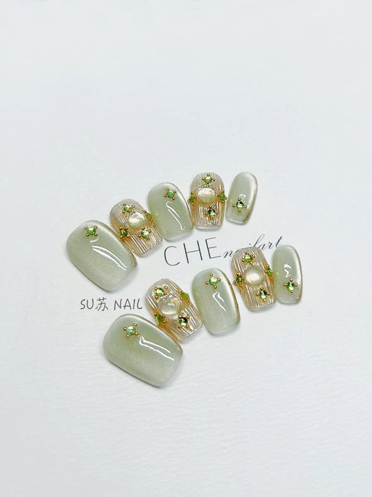 Green Tee Diamonds Handmade Nails LSW42