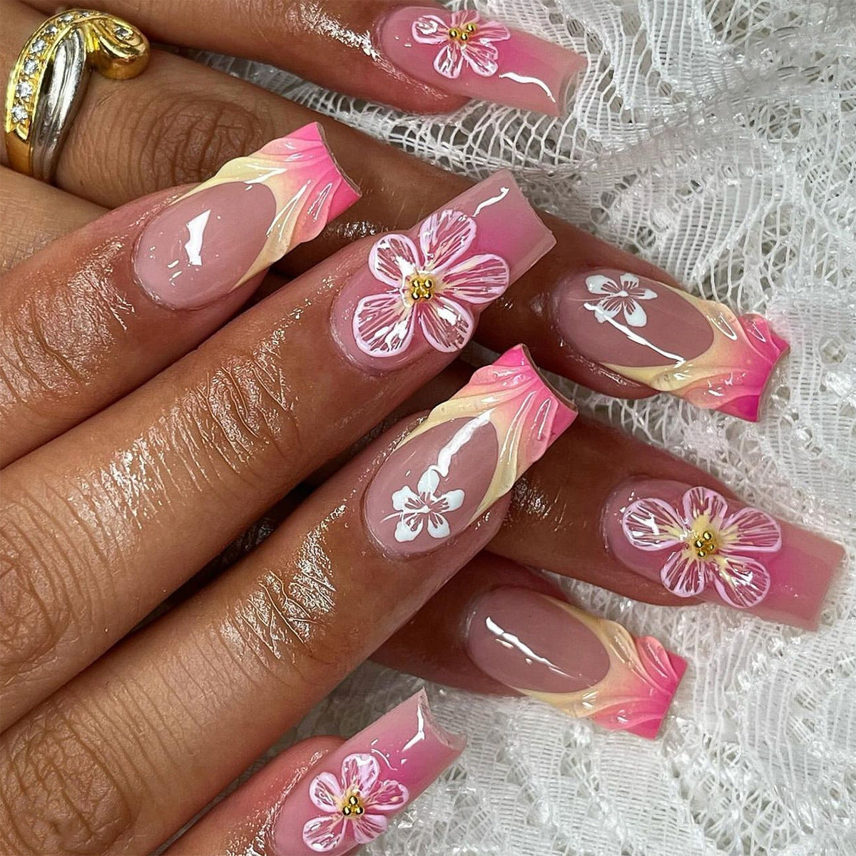 M374 Pink Flowers